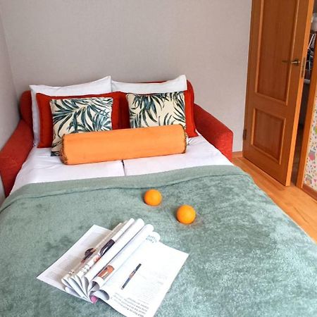 Old Town 2 Bedroom Apartment Near Dome Square & Scenic Waterfront 里加 外观 照片