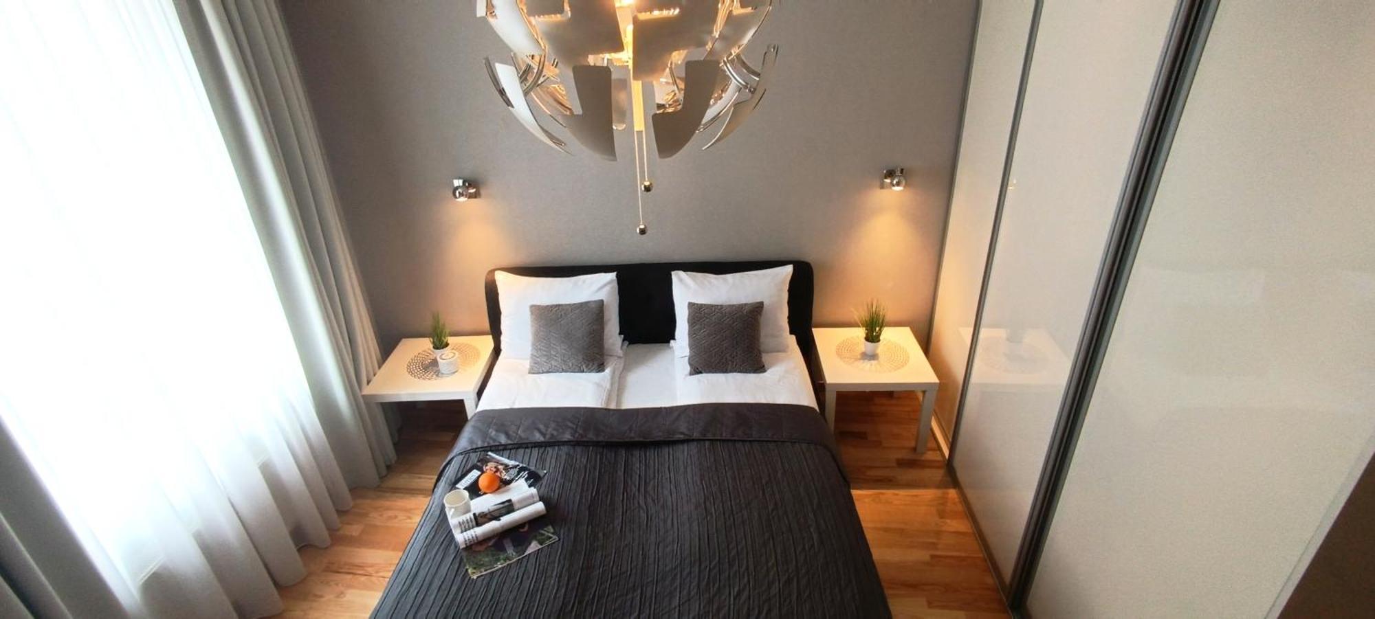 Old Town 2 Bedroom Apartment Near Dome Square & Scenic Waterfront 里加 外观 照片