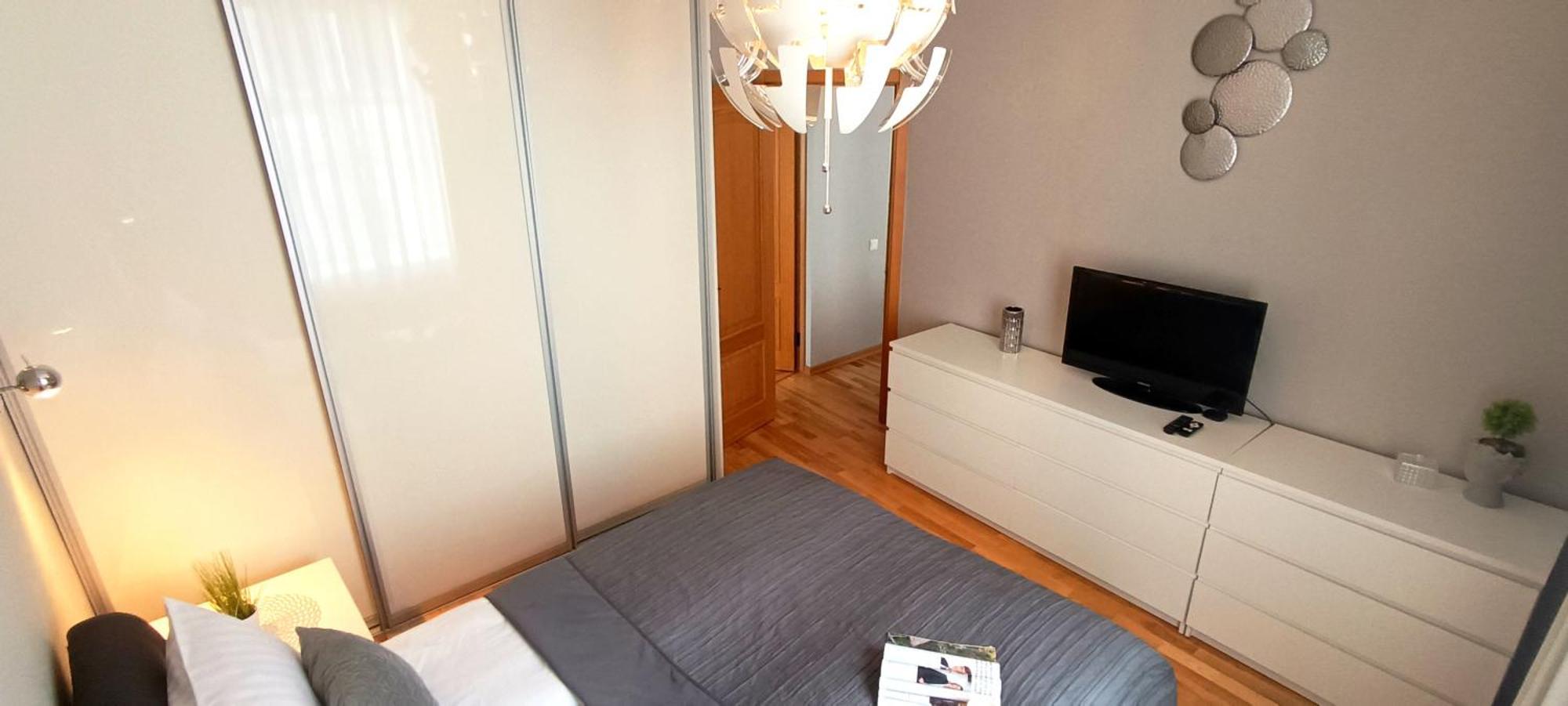 Old Town 2 Bedroom Apartment Near Dome Square & Scenic Waterfront 里加 外观 照片