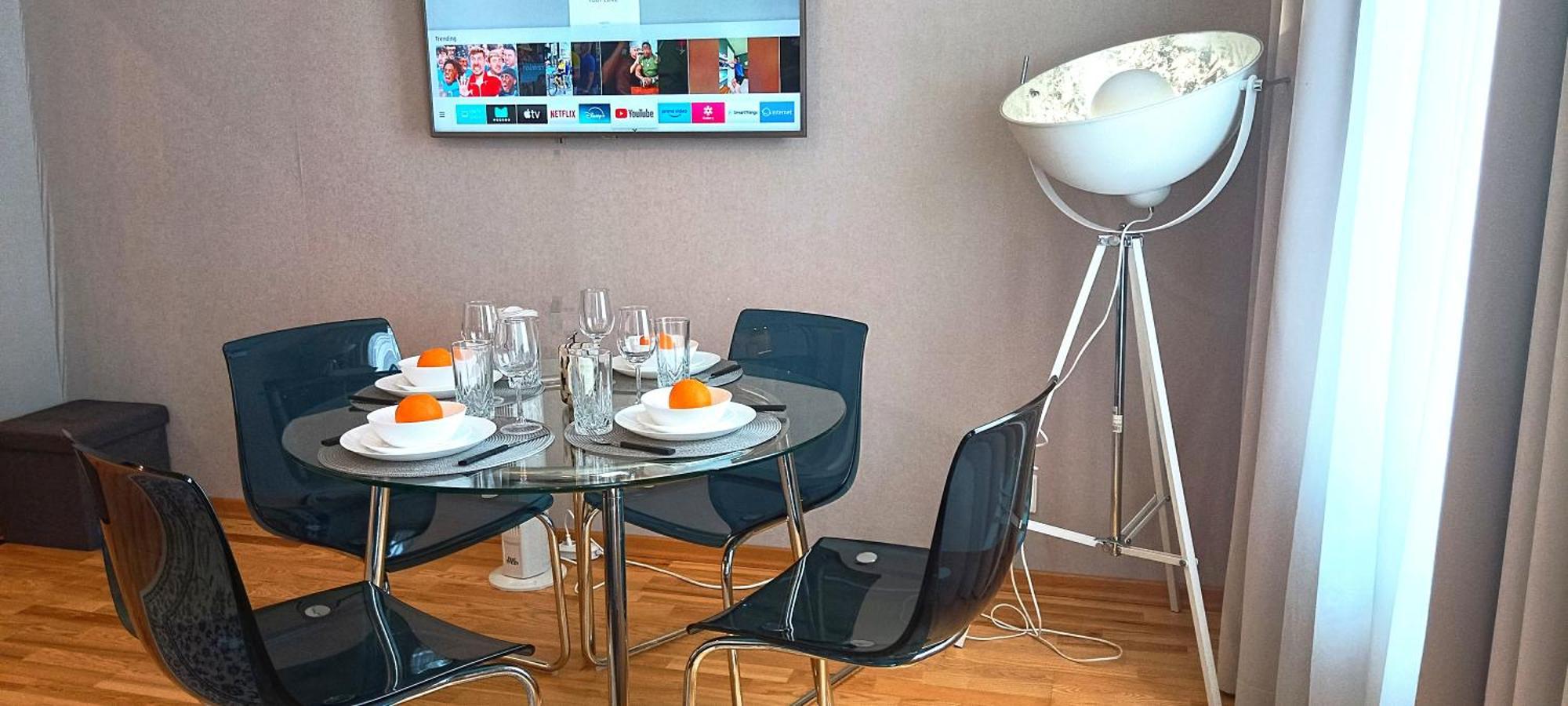 Old Town 2 Bedroom Apartment Near Dome Square & Scenic Waterfront 里加 外观 照片