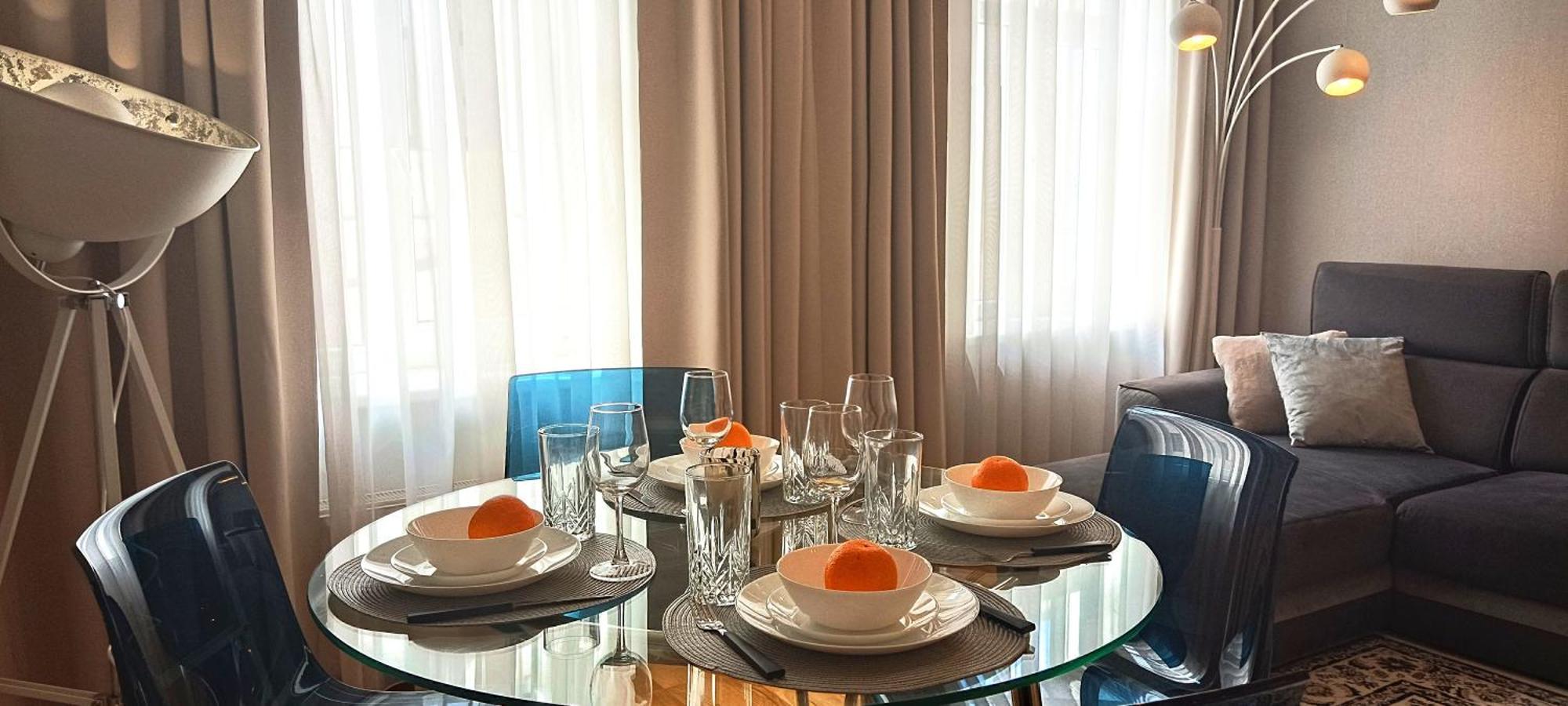 Old Town 2 Bedroom Apartment Near Dome Square & Scenic Waterfront 里加 外观 照片